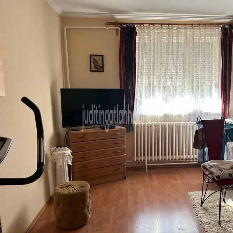 Ház Kiadó , Petőfi utca, Nyíregyháza, Alföld és Észak