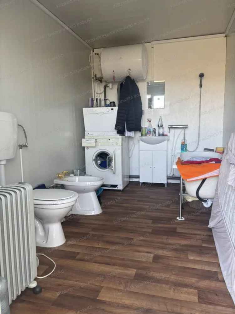 Ház Kiadó , Tatabányai járás, Dunántúl