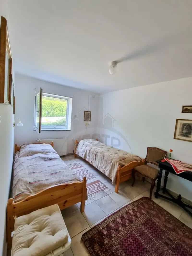 Ház Kiadó , Keszthelyi járás, Dunántúl