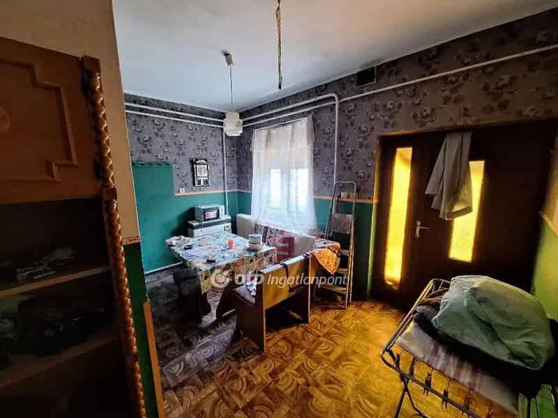 Ház Kiadó , Tiszafüredi járás, Alföld és Észak