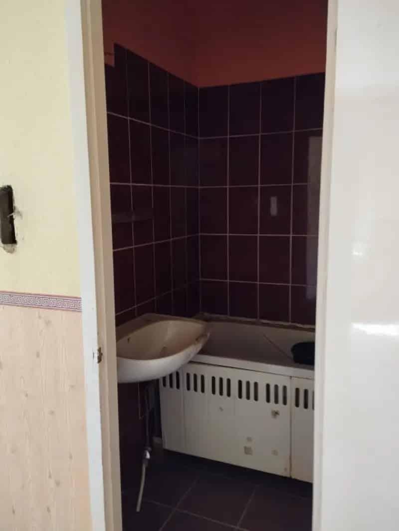 Ház Kiadó , Ózd, Alföld és Észak