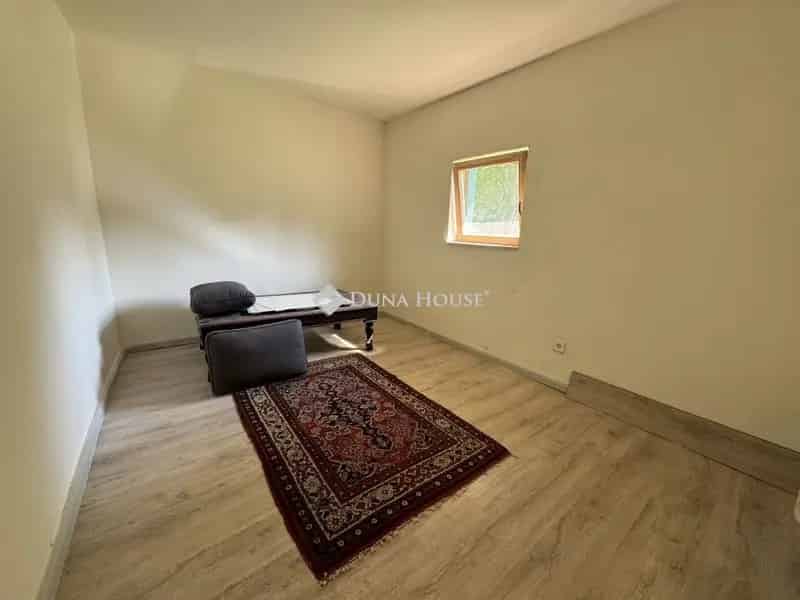 Ház Kiadó , Budakeszi járás, Közép-Magyarország