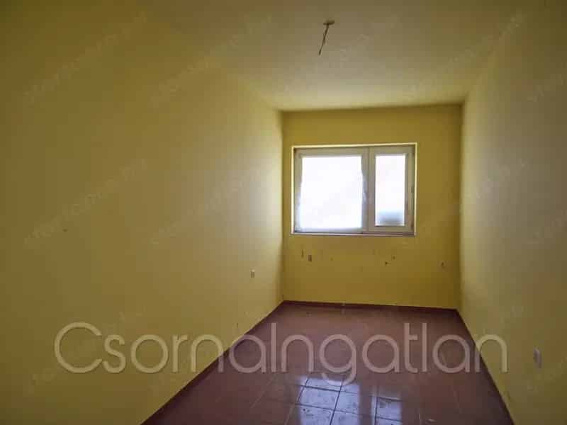 Lakás Eladó , Dunántúl