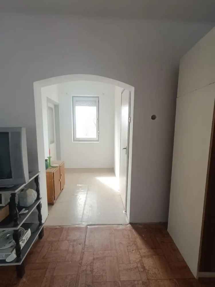Ház Kiadó , Márok, Dunántúl