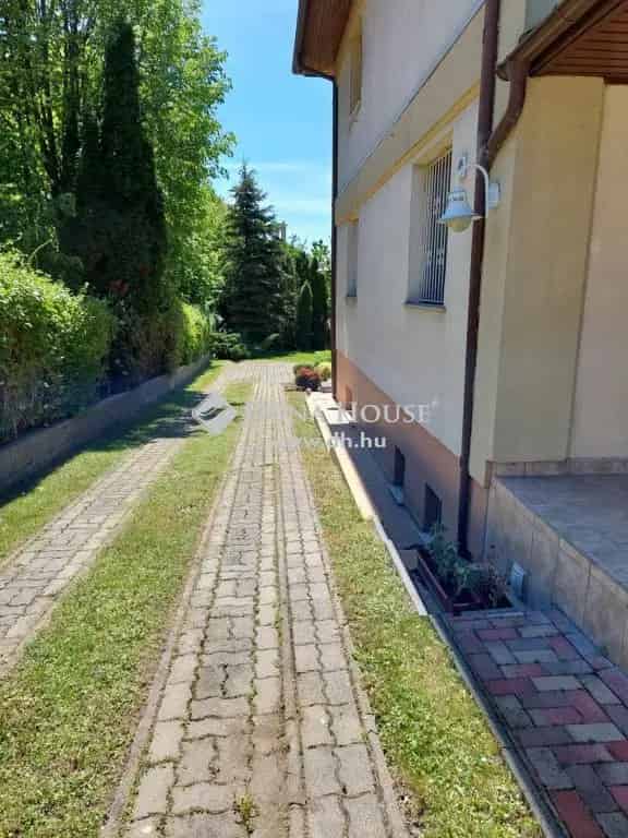 Ház Eladó , Törökbálint, Közép-Magyarország