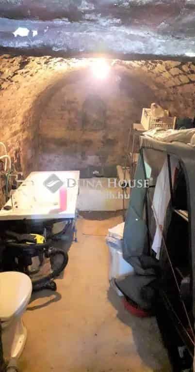 Telek Eladó , Komló, Dunántúl