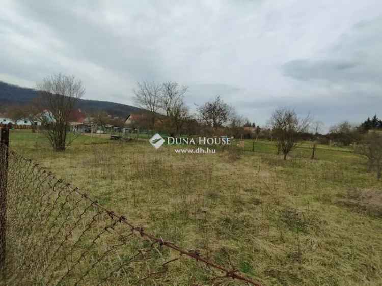 Telek Eladó , Szárliget, Dunántúl