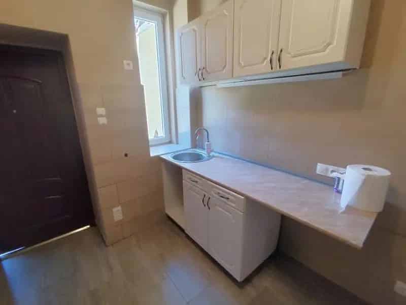 Ház Kiadó , 24, Szabadkai utca, Budapest, Közép-Magyarország