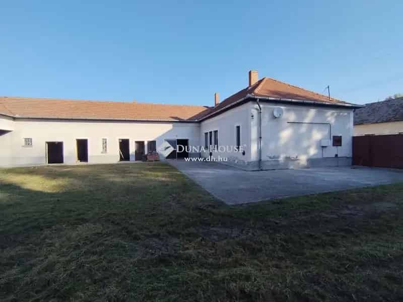 Ház Eladó , Mórahalom, Alföld és Észak