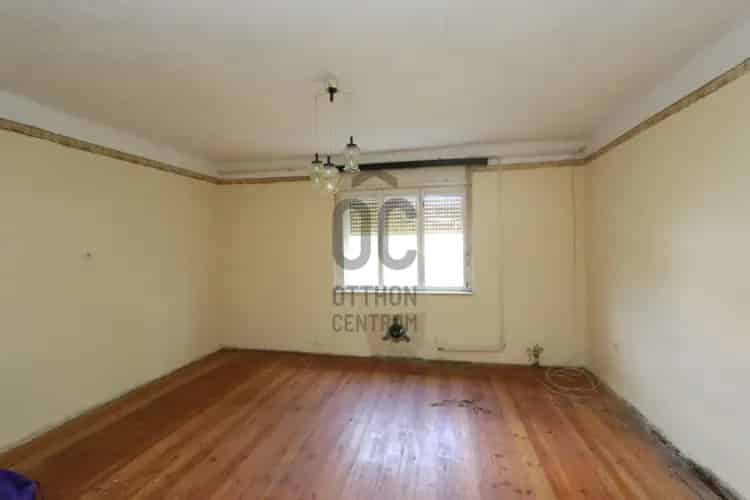 Gödöllői eladó családi ház, H501468