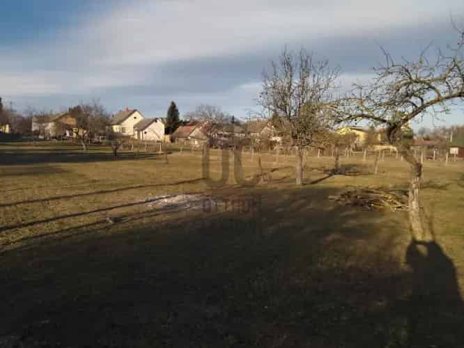 Kőröshegyi eladó telek, T034694