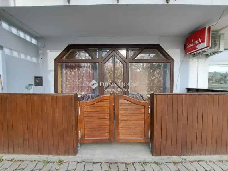 Lakás Eladó , Balatonlelle, Dunántúl