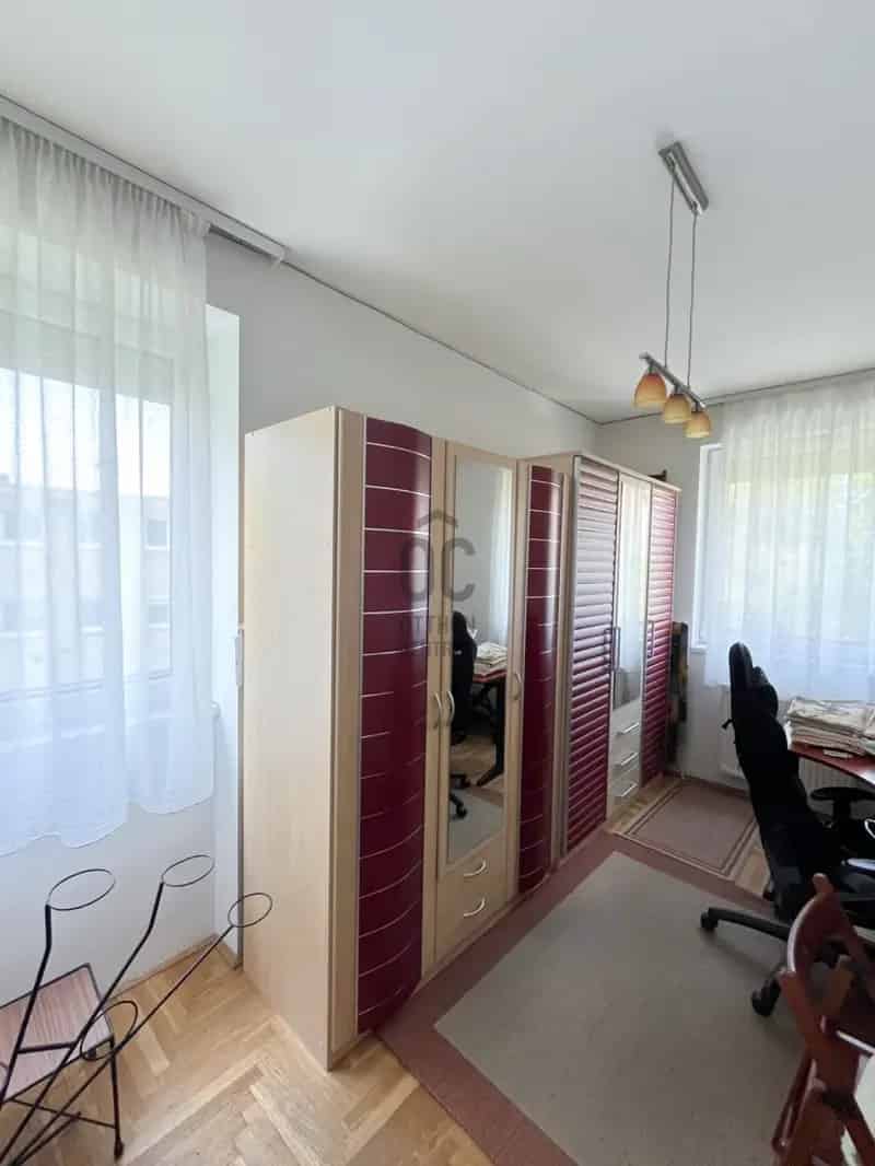 Lakás Kiadó , Budapest, Közép-Magyarország