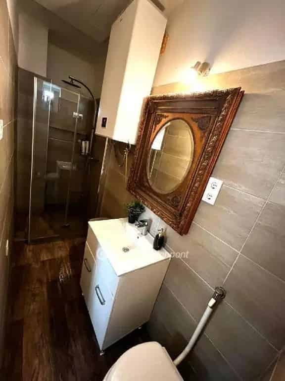 Ház Kiadó , Budapest, Közép-Magyarország