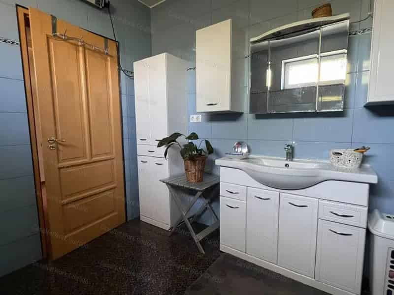 Ház Kiadó , Gödöllői járás, Közép-Magyarország