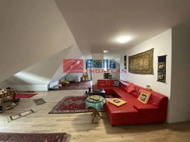 Zalacsány családi ház eladó - 140 m² - 4 szoba - 2 generációs