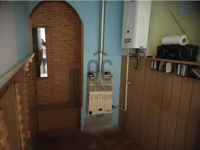 Zalaegerszeg belváros - 36nm-es felújítandó lakás eladó