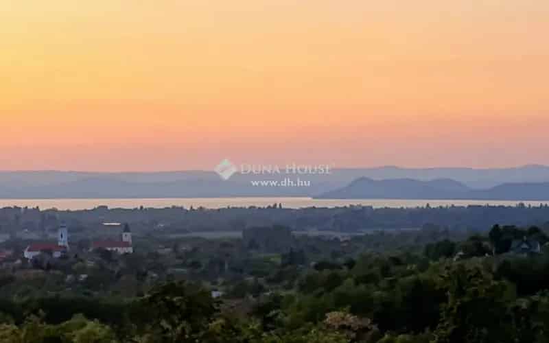 Telek Eladó , Kőröshegy, Dunántúl