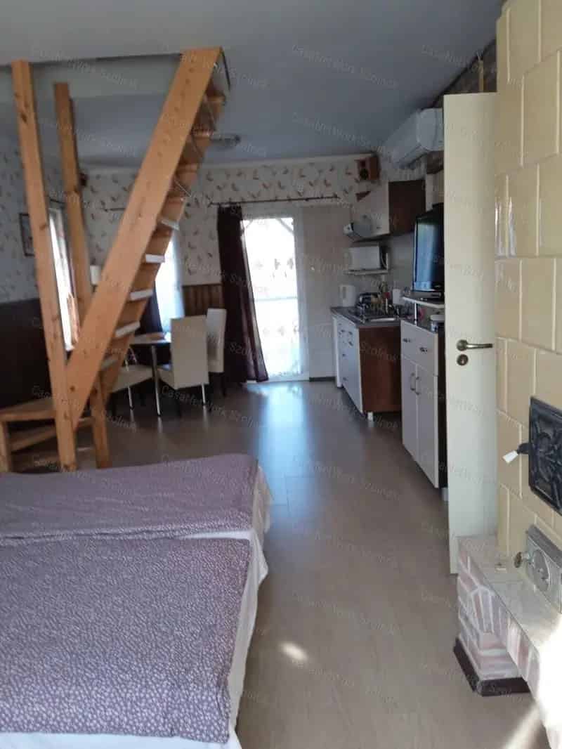 Ház Kiadó , Szolnoki járás, Alföld és Észak