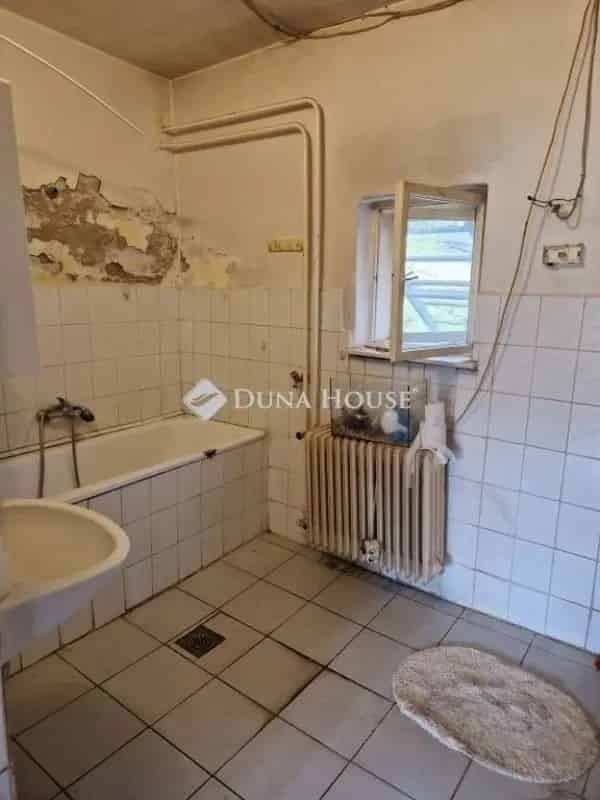 Ház Kiadó , Budapest, Közép-Magyarország