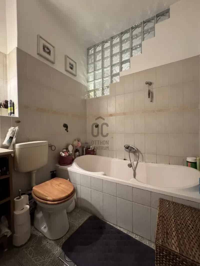 Lakás Kiadó , Budapest, Közép-Magyarország