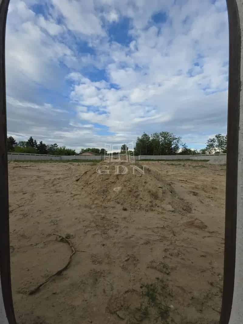 Telek Kiadó , Gödöllői járás, Közép-Magyarország