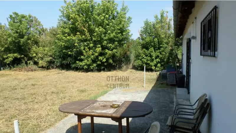 Abádszalóki eladó telek, T038806
