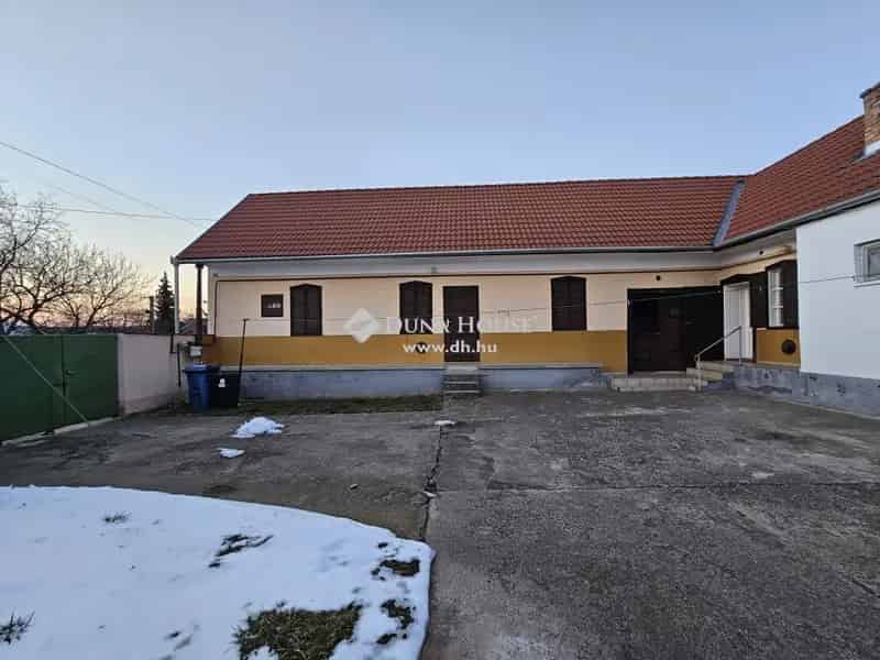 Ház Eladó , Véménd, Dunántúl