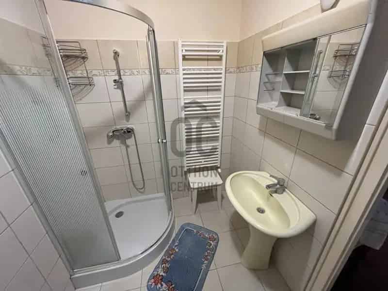 Ház Kiadó , Budapest, Közép-Magyarország