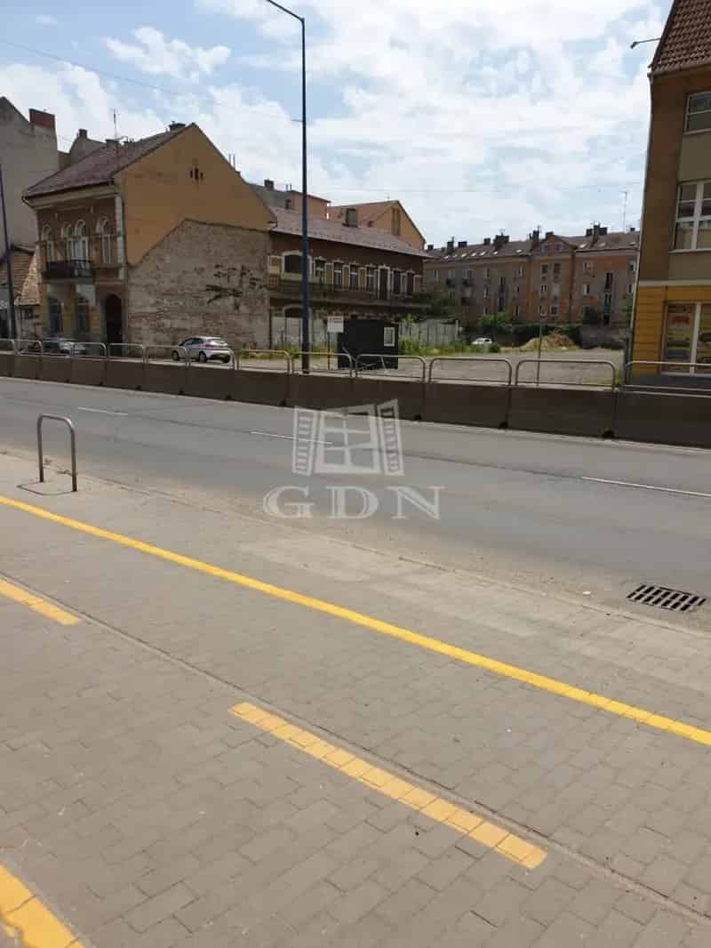 Telek Kiadó , Miskolc, Alföld és Észak