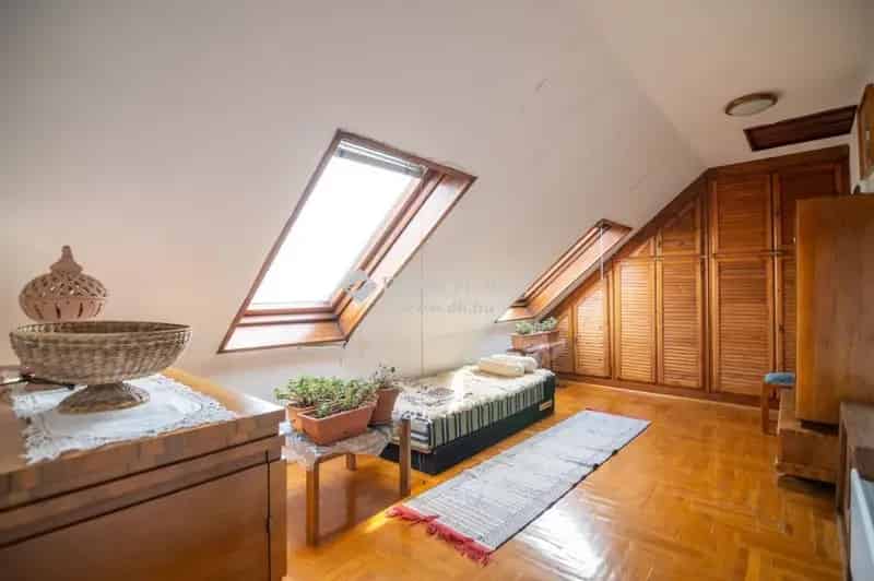 Ház Eladó , Budapest, Közép-Magyarország