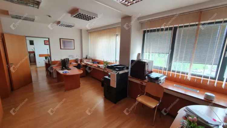 Miskolc Egyetemváros Irodák Kiadó 15 21 30 nm