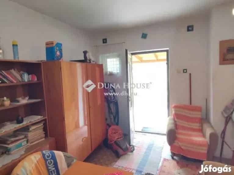 Hétvégi ház a Turul-Emlékmű közelében - Tatabánya, Nyaralók, üdülők - Jófogás Ingatlan