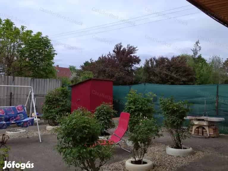 Tiszaföldváron eladó tégla építésű nyaraló! - Tiszaföldvár, Nyaralók, üdülők - Jófogás Ingatlan