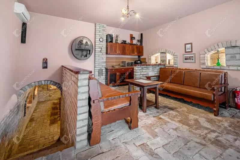 Ház Kiadó , Győri járás, Dunántúl