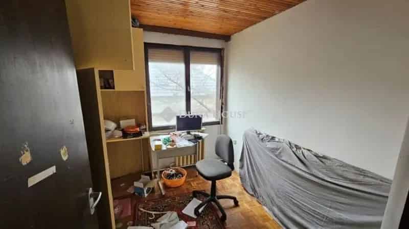 Ház Kiadó , Budapest, Közép-Magyarország