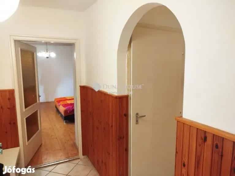 Pázmándi 82 nm-es ház eladó 1787 nm telekkel