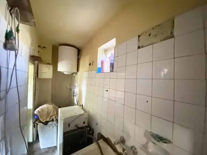 Ház Kiadó , Veszprémi járás, Dunántúl