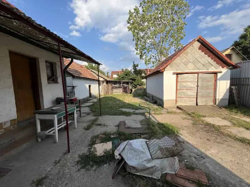 Ház Kiadó , Debreceni járás, Alföld és Észak