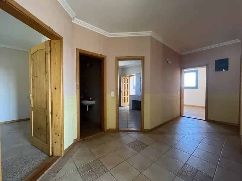 Eger közeli Toszkán stílusú villa 6987m2-es telken eladó