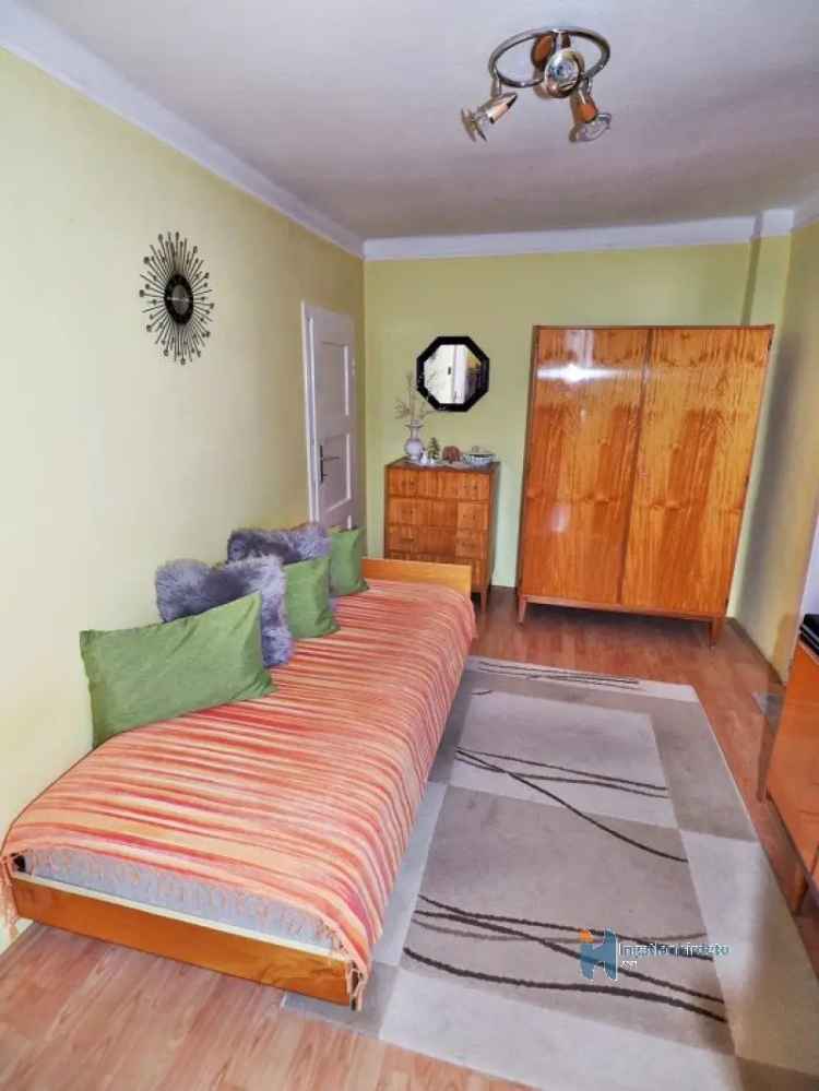 Ház Kiadó , Budapest, Közép-Magyarország