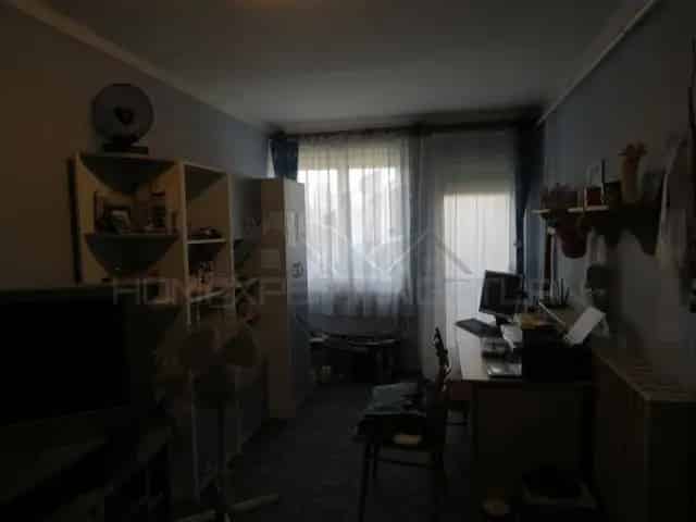 Ház Kiadó , Győri járás, Dunántúl
