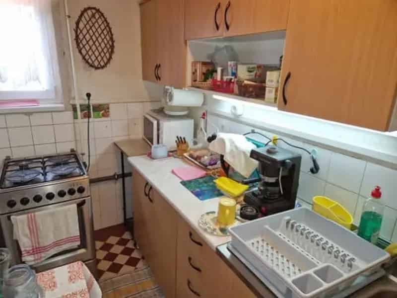 Ház Kiadó , Pécel, Közép-Magyarország