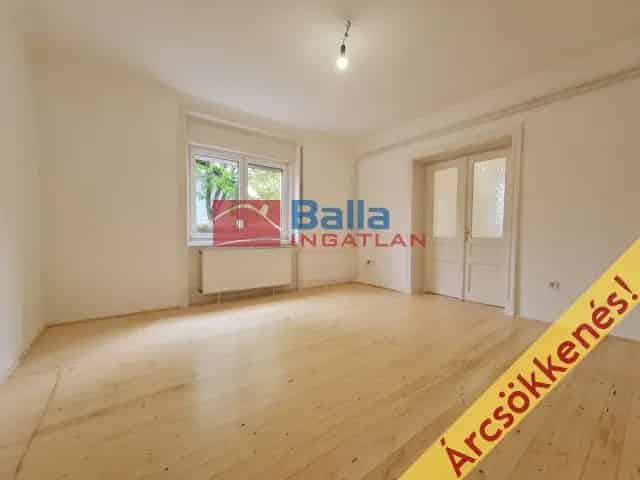 Vecsés családi ház eladó 91m² 2 generációs felújított