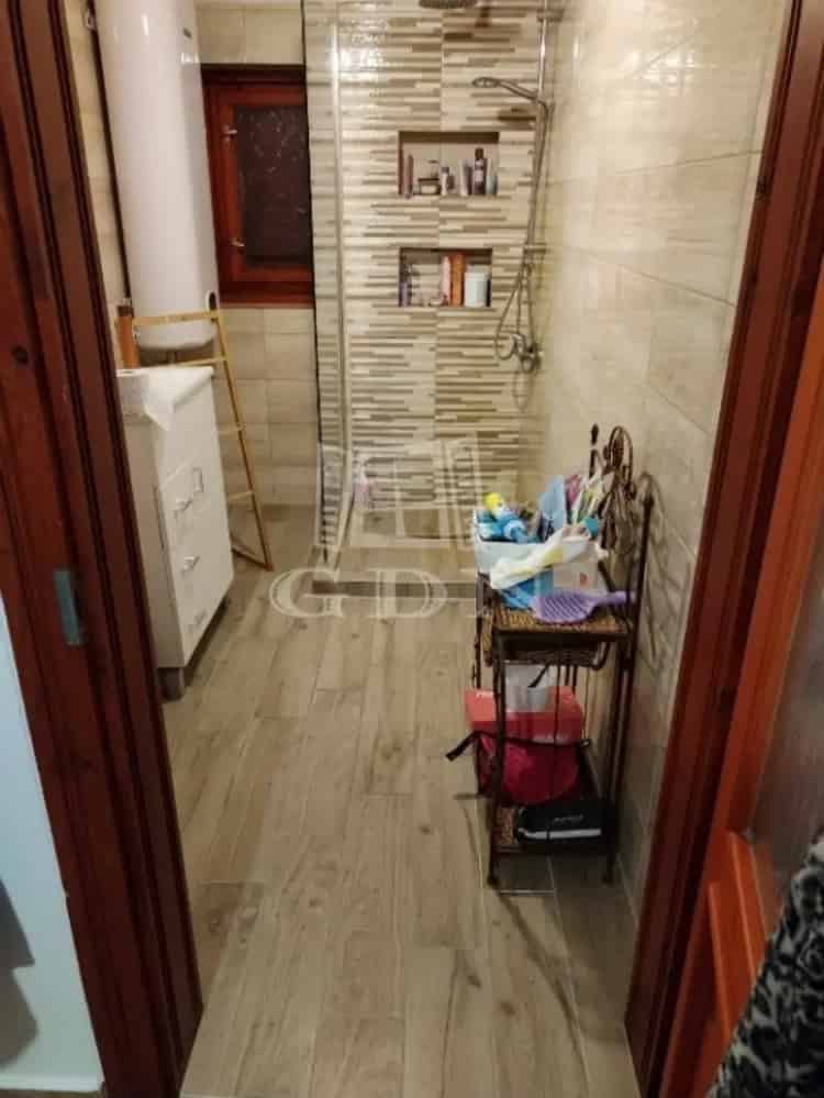 Telek Kiadó , Fehérföldes út, Dóc, Alföld és Észak
