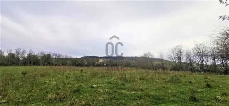 Dunaalmási eladó telek zöldövezetben 1770 m2