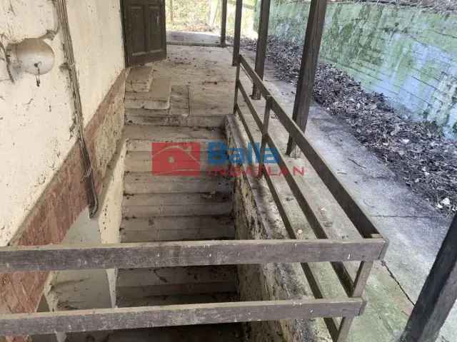 Leanyfalu 400m2 3 Generacios Családi Haz Elado