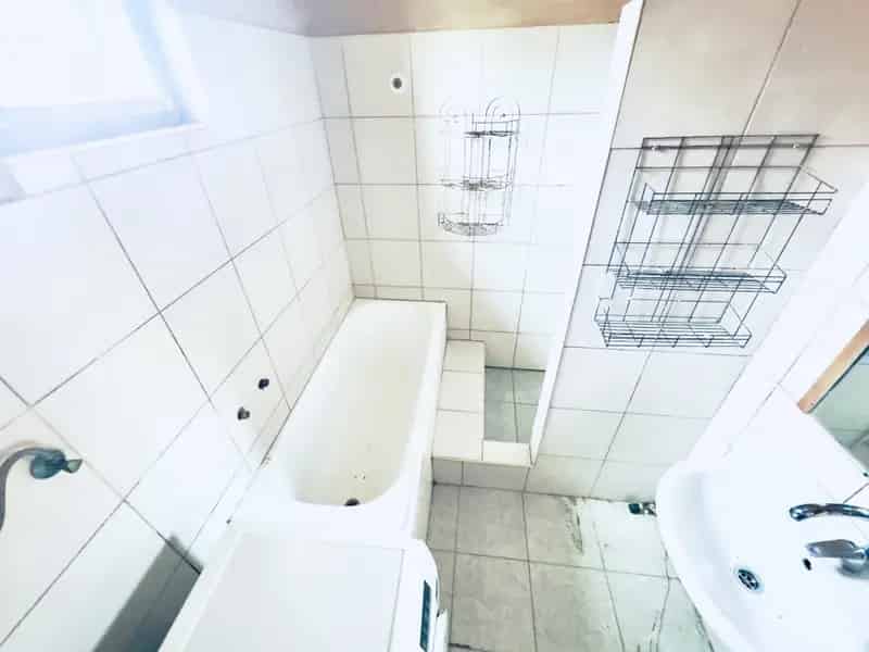 Ház Kiadó , Tiszaújvárosi járás, Alföld és Észak