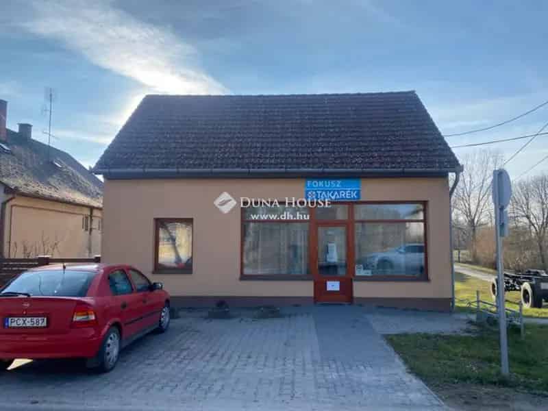 Üzleti célú Eladó , Szakmár, Alföld és Észak