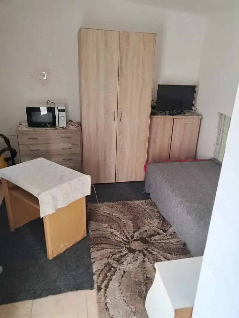 Szoba Eladó , Közép-Magyarország